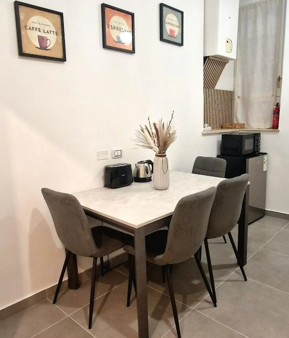 Elegant Suite Colosseo Rome