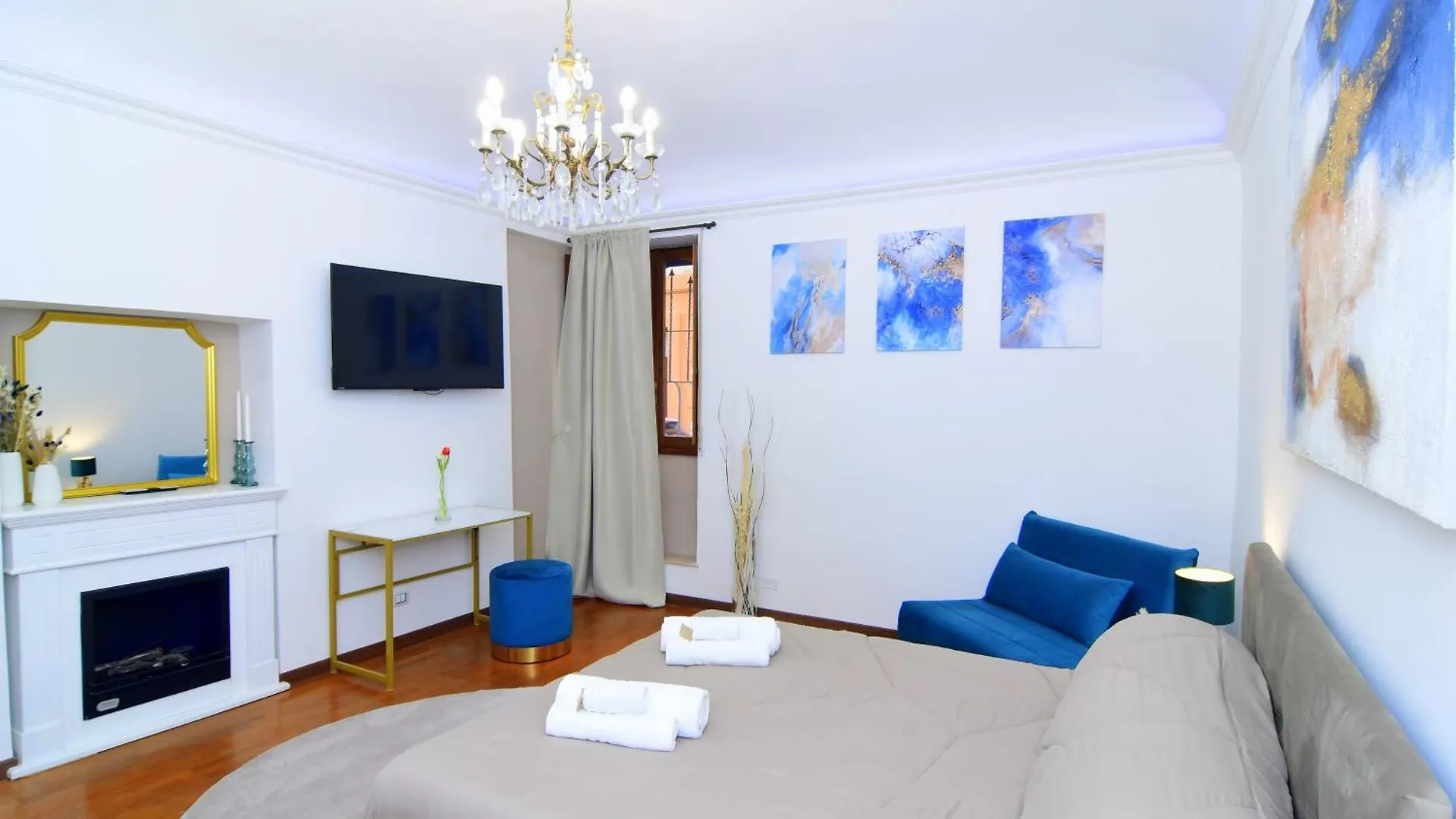Elegant Suite Colosseo Rome Apartment